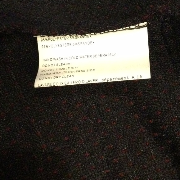 Coco & Tashi Capsleeve Top - Picture 6 of 7